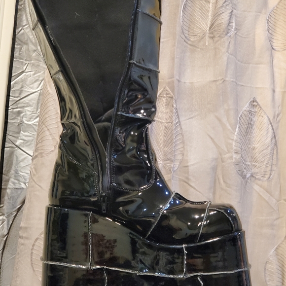 DEMONIA PATENT STACK PLATFORM BOOTS - Picture 4 of 16